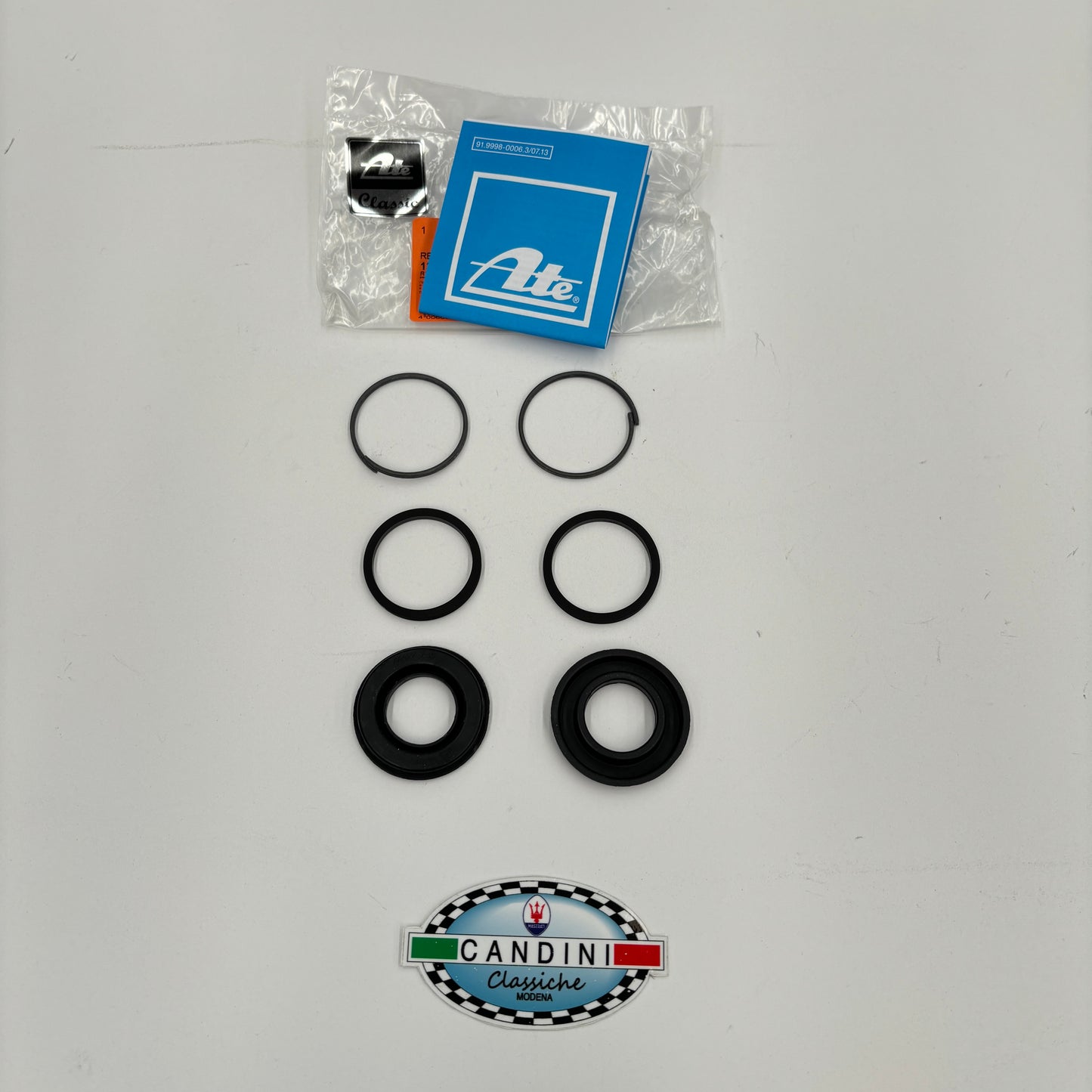 312020032 SET GOMMINI PINZE FRENO POSTERIORE MASERATI BITURBO