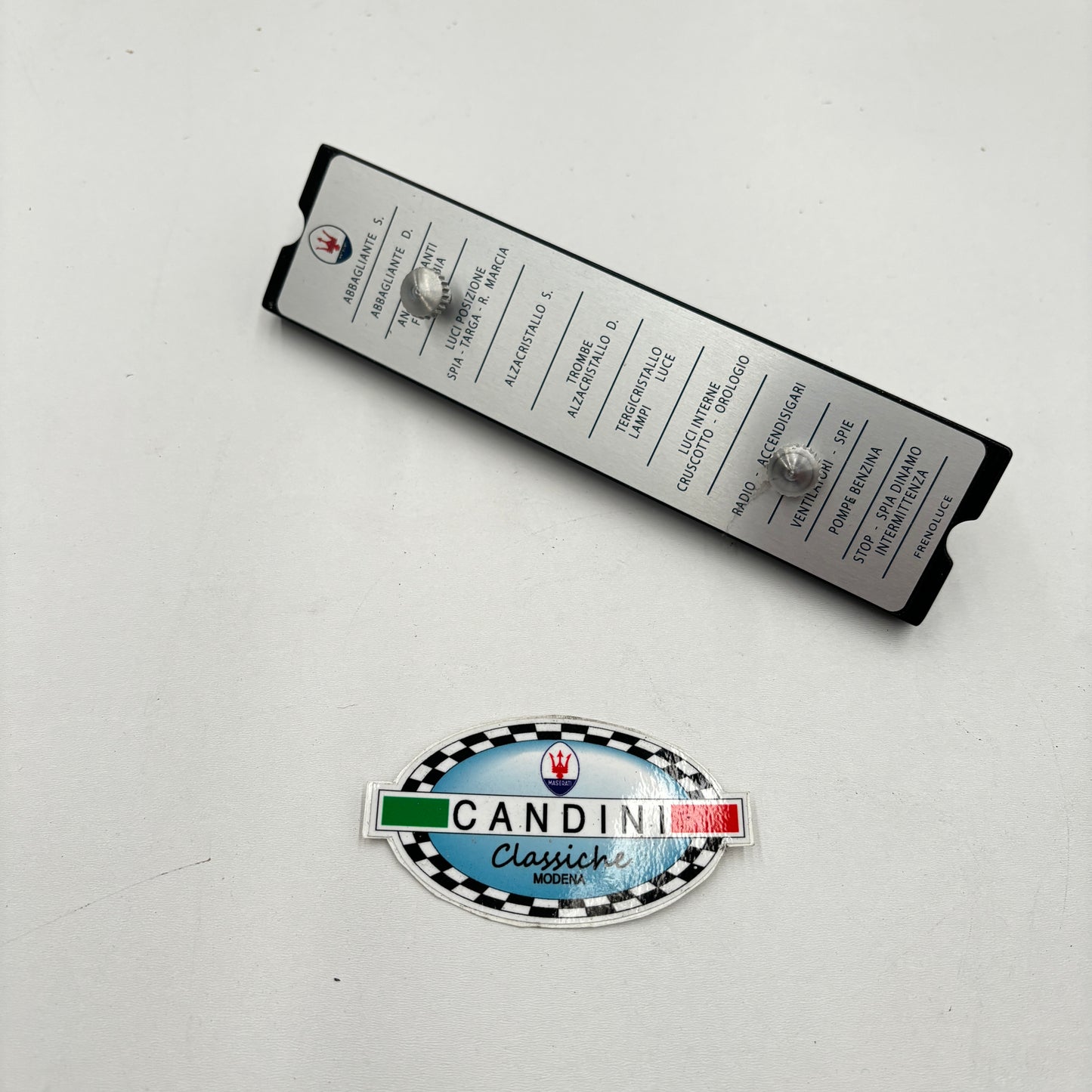 BL 69903 COPERCHIO SCATOLA FUSIBILI MASERATI