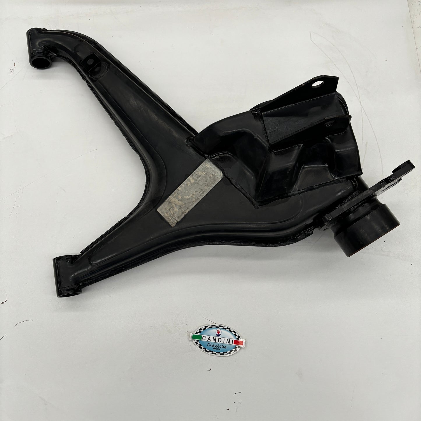 317020101 BRACCIO POSTERIORE SINISTRO MASERATI