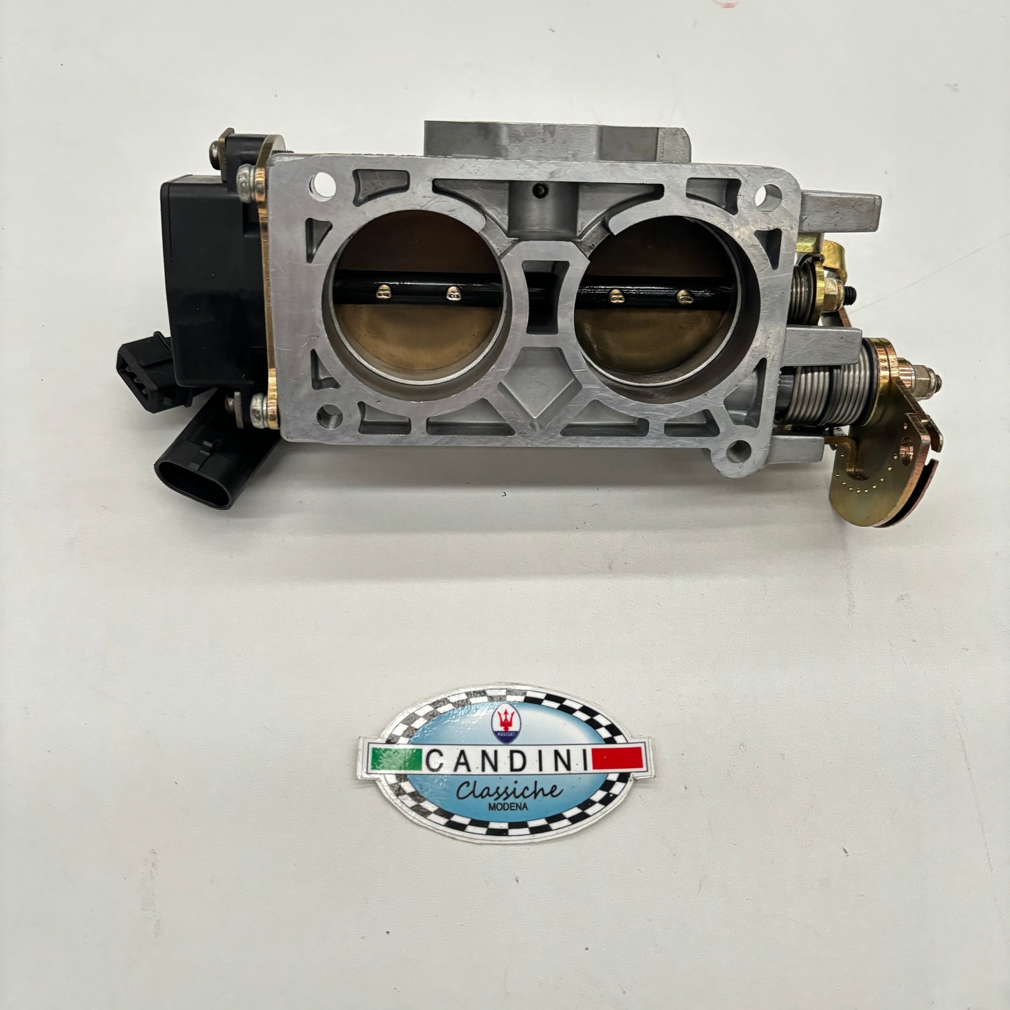 578064610 CORPO FARFALLATO COMPLETO PER MASERATI 4 PORTE 8 CILINDRI IV