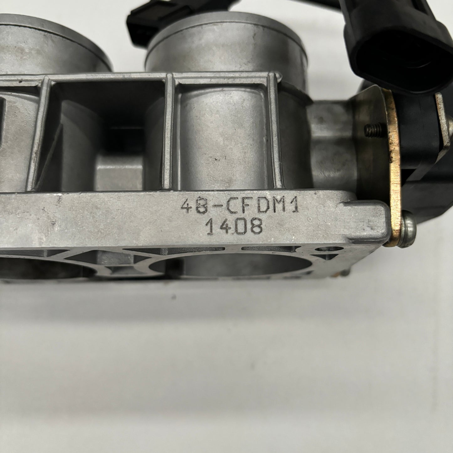 578064610 CORPO FARFALLATO COMPLETO PER MASERATI 4 PORTE 8 CILINDRI IV